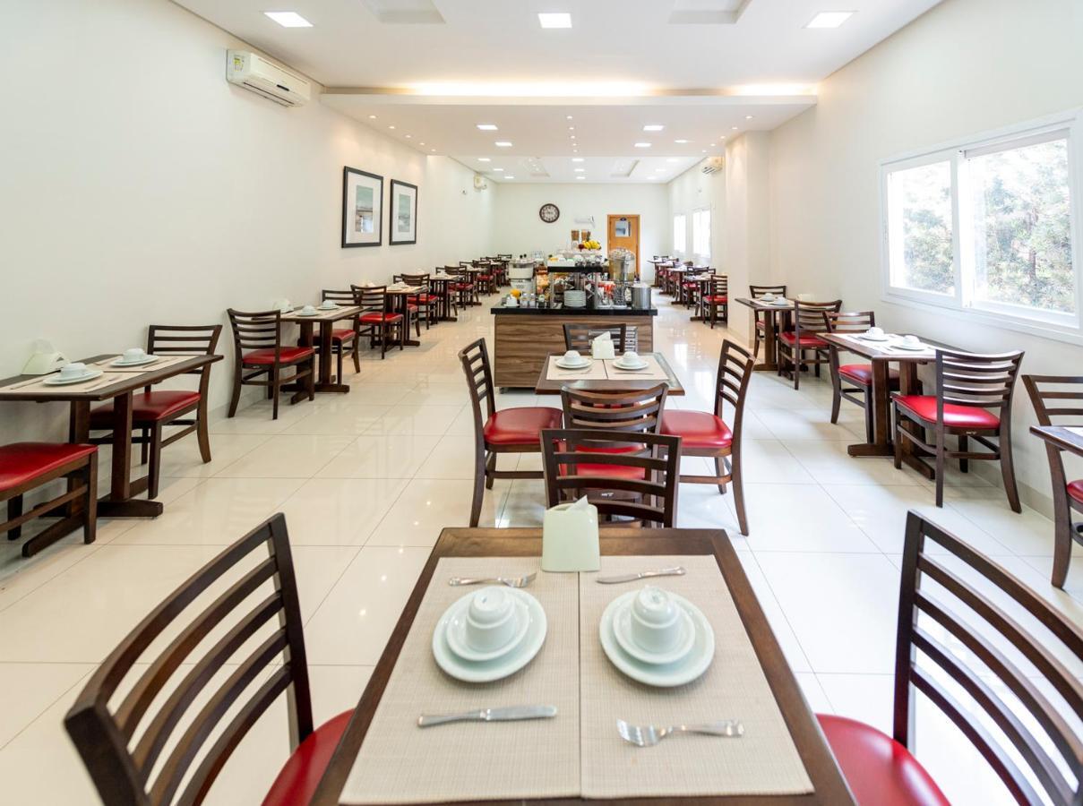 Hotel Taina - Aeroporto Cuiaba Várzea Grande Buitenkant foto